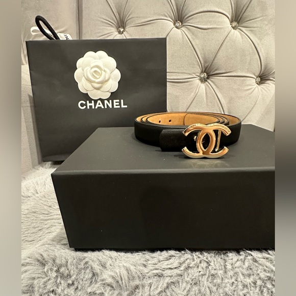 CHANEL Accessories - Chanel cc belt gold buckle
